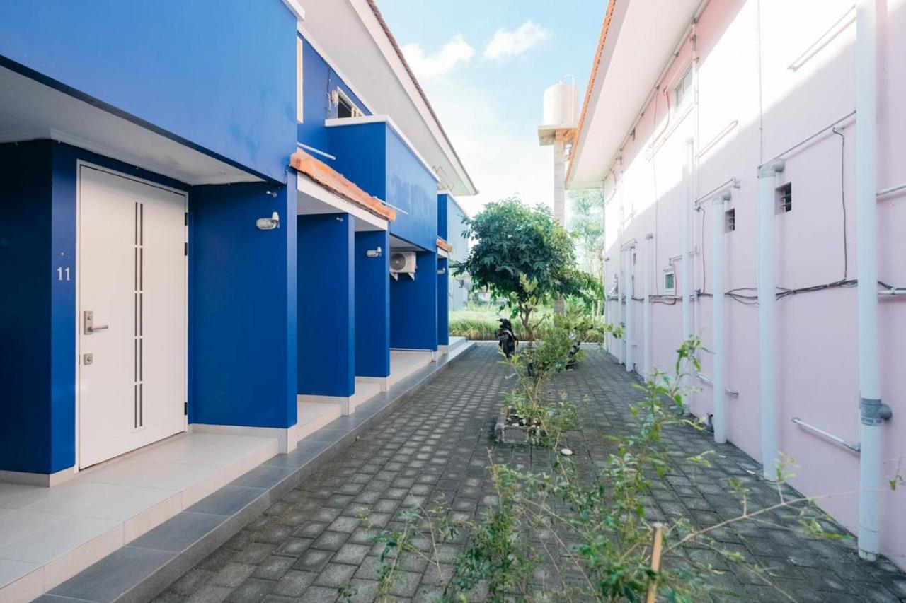 Reddoorz At Kawaii Apartment Jimbaran Balian 外观 照片